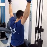 Jalón al frente agarre paralelo